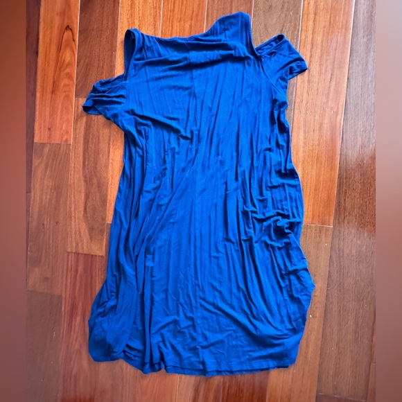 Royal Blue 2x Dress from Old Navy with off the shoulder sleeves - Picture 2 of 2
